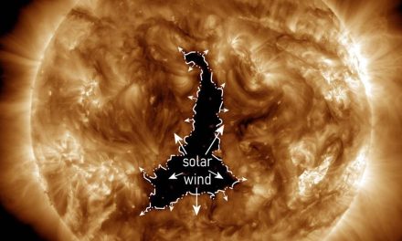 Buco coronale senza precedenti sul Sole