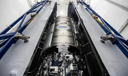 Cygnus vola sul Falcon 9