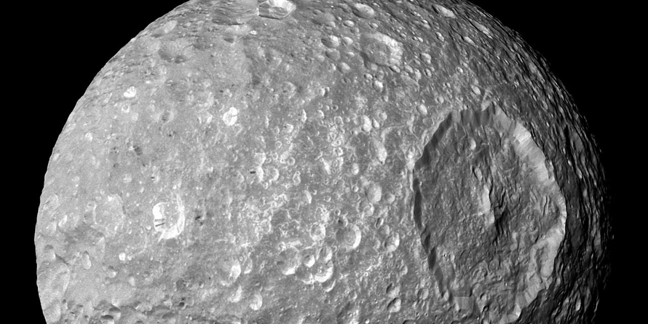 Mimas, nuova ipotesi sulle origini del suo oceano