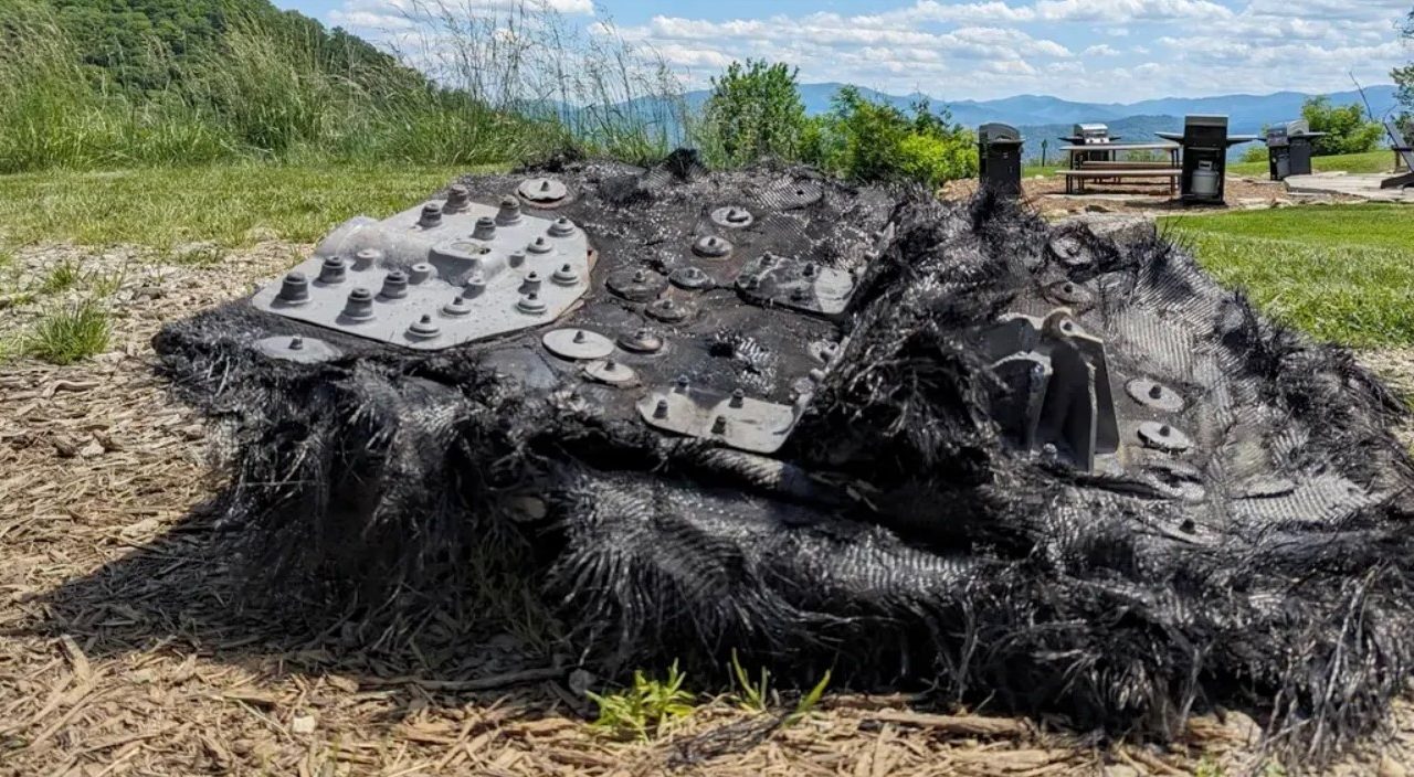Capsula Dragon, una strategia per ridurre i detriti
