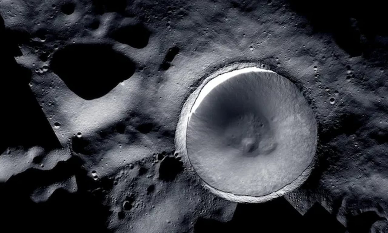 Luna, le prossime missioni potrebbero compromettere le riserve di ghiaccio