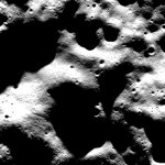 La Luna e la Terra in posa per la camera Janus durante il primo flyby di Juice