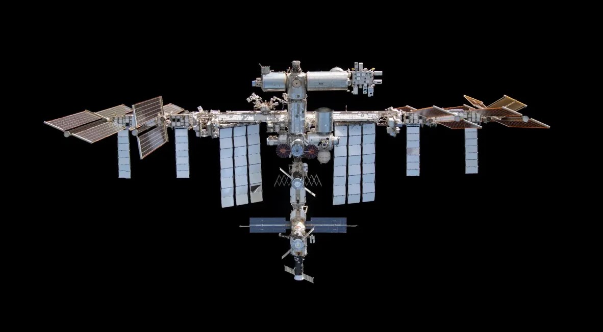 Stazione Spaziale, sotto controllo la perdita d’aria