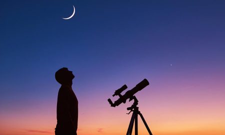 Kosmos. Tre vite, la passione per il cielo