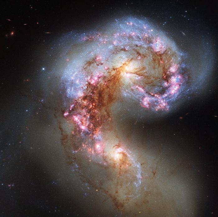 Quasi svelato il mistero sulla formazione delle galassie giganti