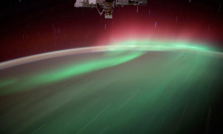 Migrazioni di massa dei satelliti per le tempeste geomagnetiche