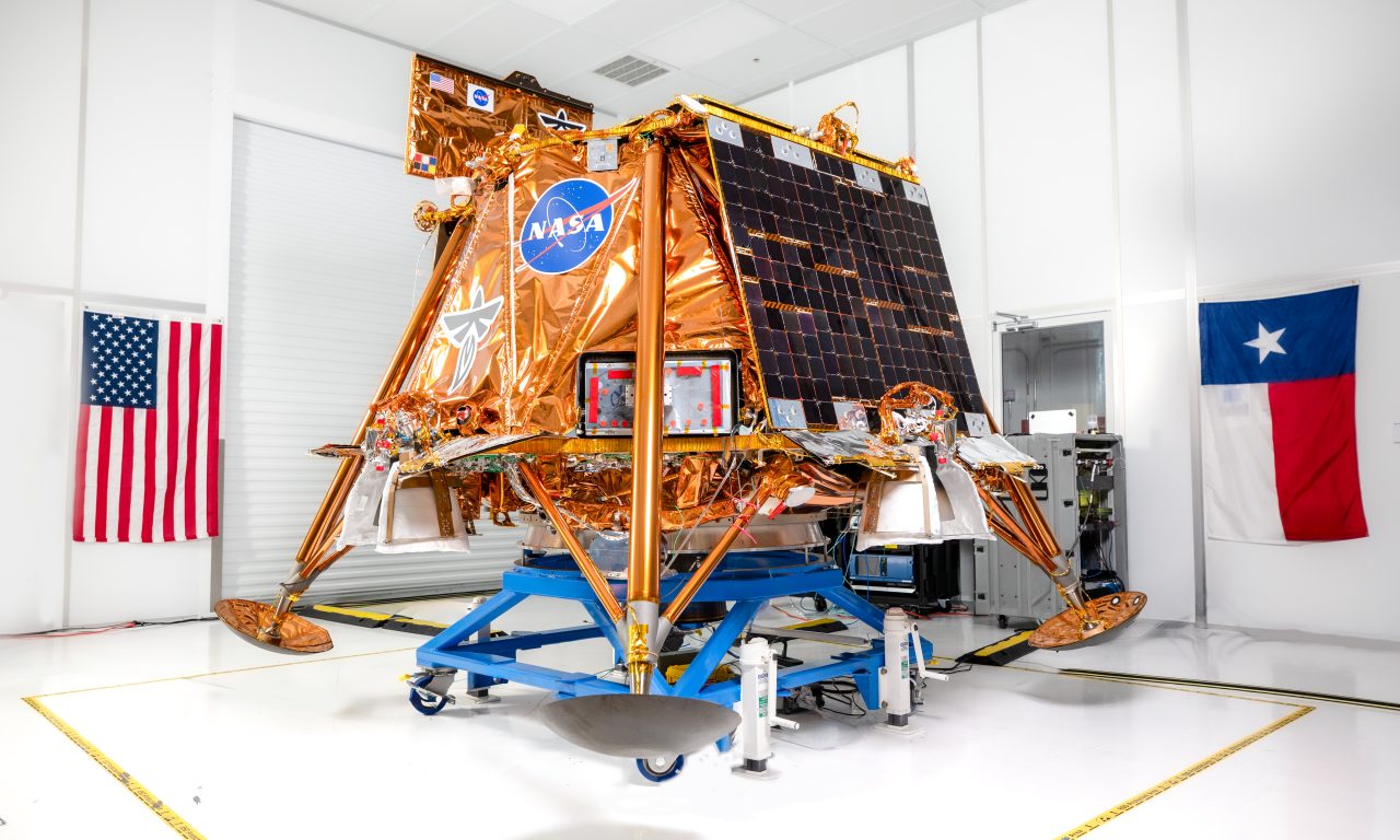 Due missioni lunari per il Falcon 9