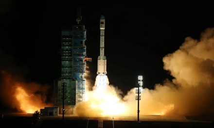 Battesimo di volo per il Lunga Marcia 12