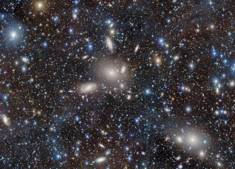 Il cluster Abell S636 visto dalla DeCam