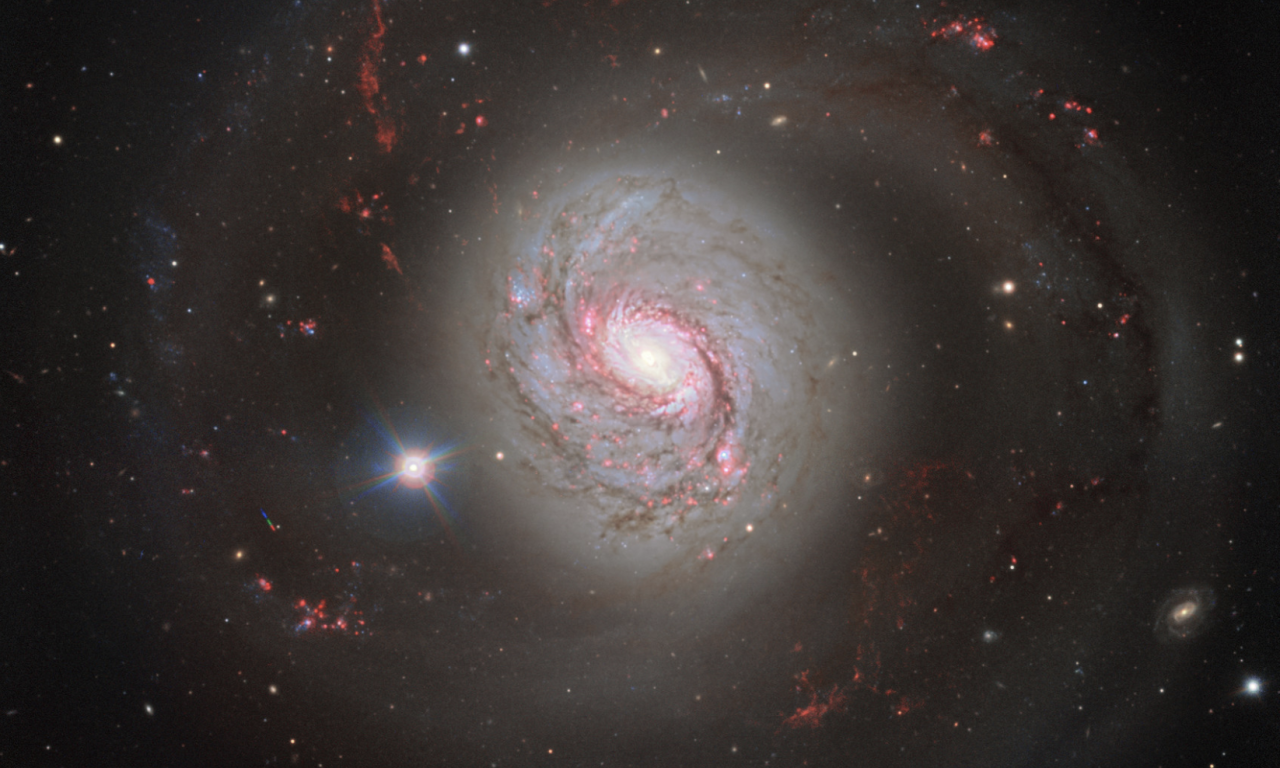 Ecco un buco nero supermassiccio in azione