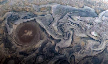 Le nuvole di Giove non sono composte di ammoniaca