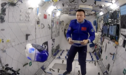 Tiangong, esperimenti con assistente