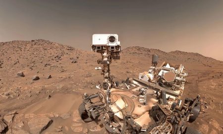 Un cratere ricco di tesori scrive la storia di Marte