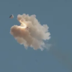 Cina, successo per il test di emergenza della navicella Mengzhou