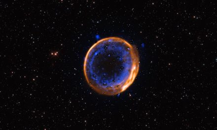 Due esplosioni per spegnere una stella