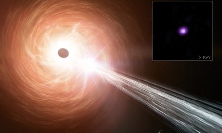 Il buco nero che cresce a passi da gigante