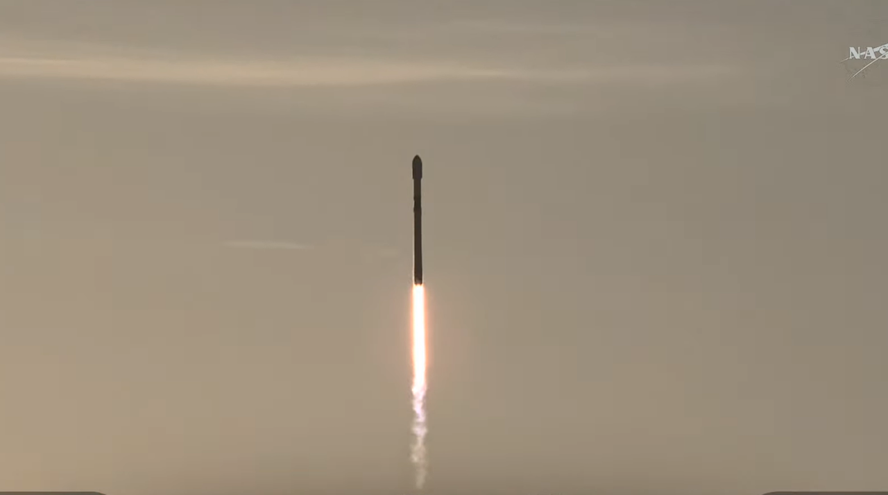 SpaceX ha lanciato le 3 sonde che studieranno Sole e space weather