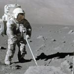 La roccia di Apollo 17 riscrive la storia degli impatti lunari