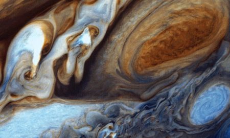 L’atmosfera ‘acquosa’ di Giove
