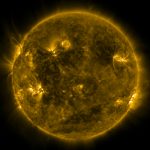 Osservate le onde che ‘accendono’ il Sole