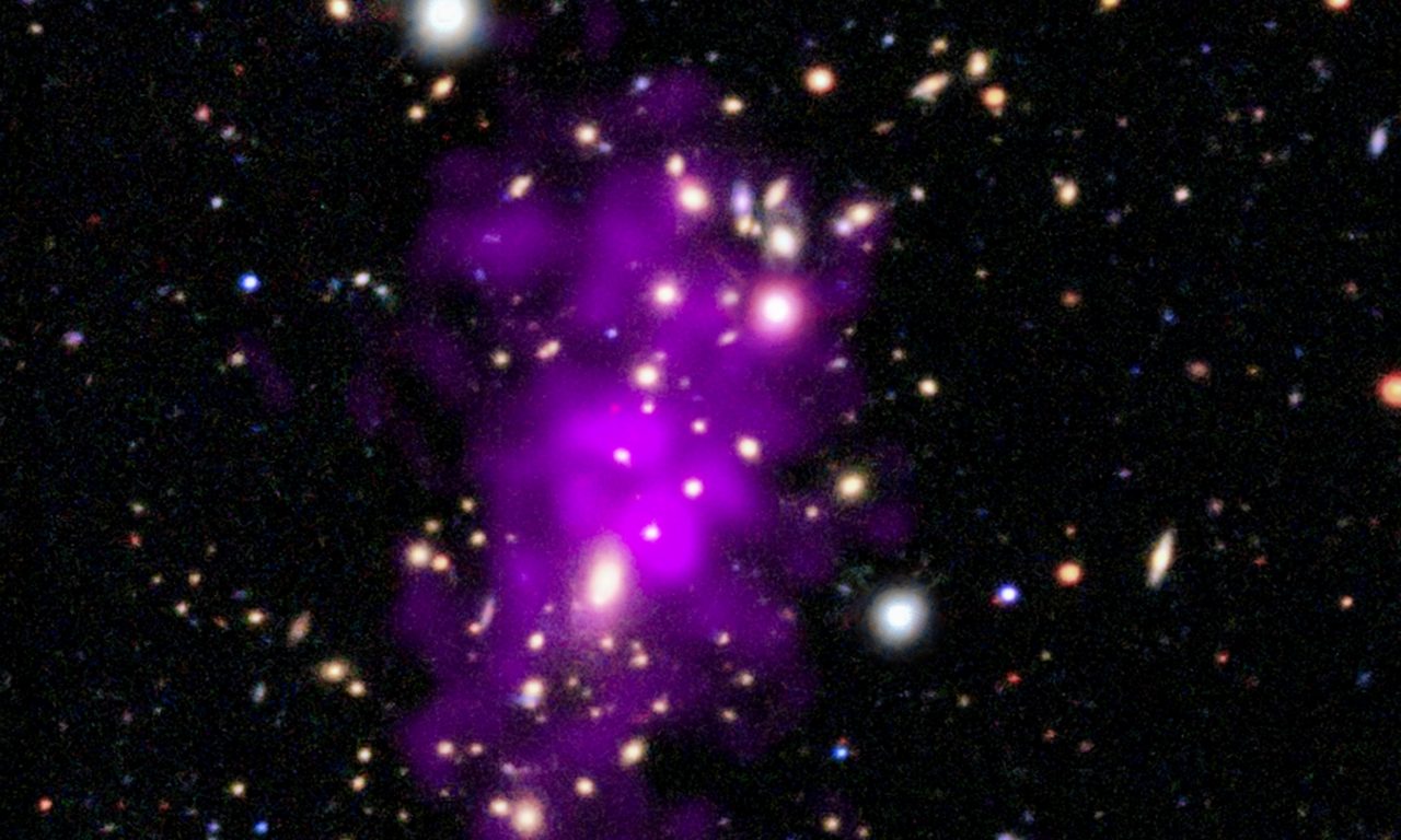 L’osservatorio Chandra chiude l’anno con lo champagne