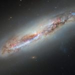 Hubble mostra una fuga di gas galattico