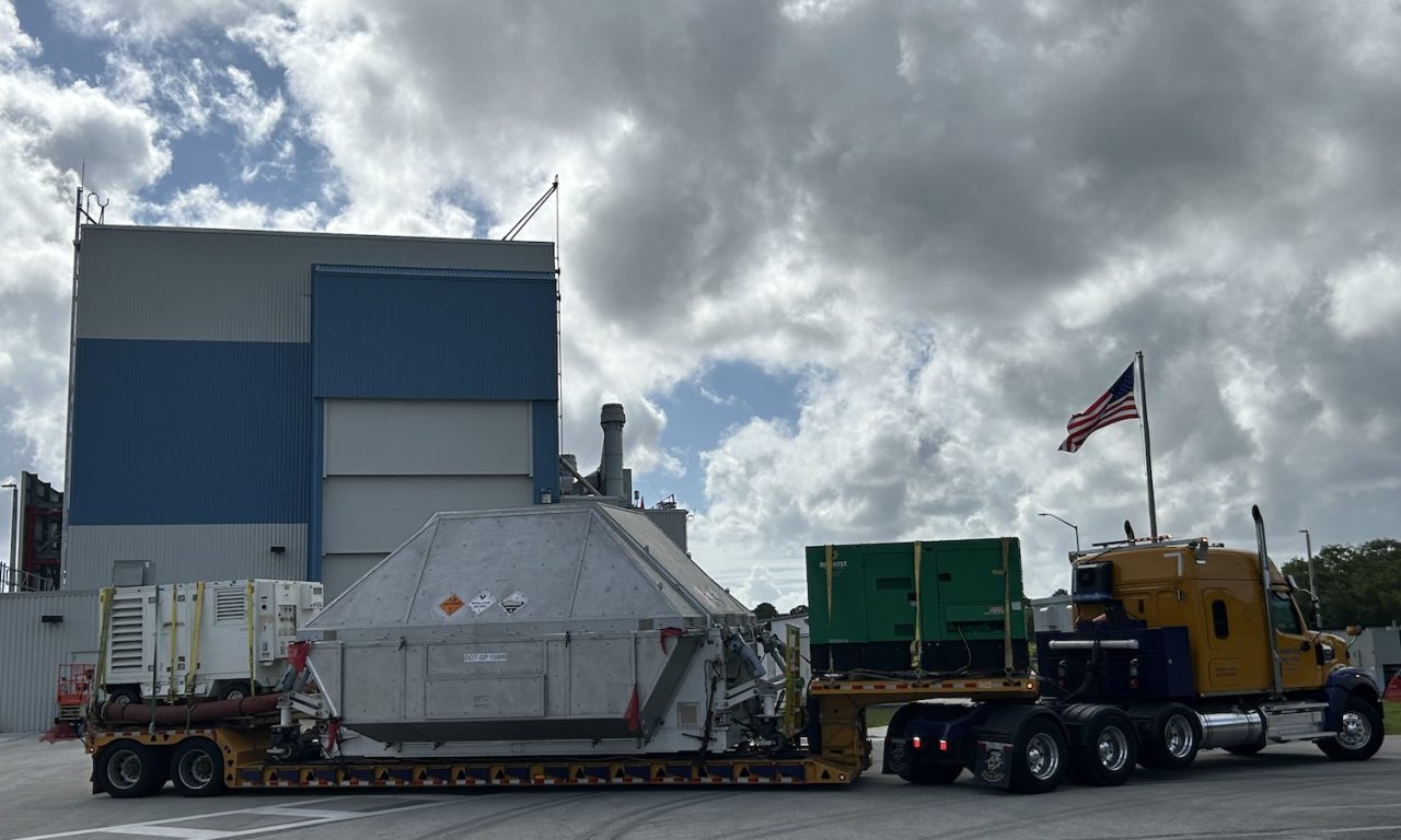 Orion di Artemis 2 è tornata alla base di lancio