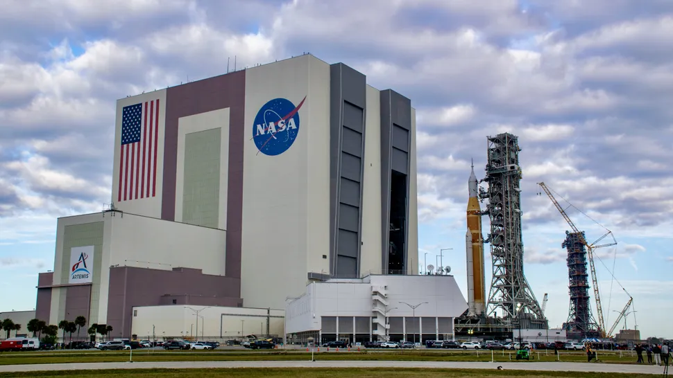 Troppi lanci per le basi dell’era Apollo: la Nasa rischia l’ingorgo spaziale