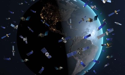 Record storico per gli investimenti satellitari: il 2026 segna un punto di svolta nell’economia spaziale