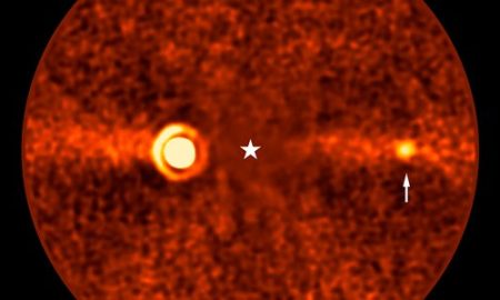 Beta Pictoris d, il pianeta ritrovato negli archivi