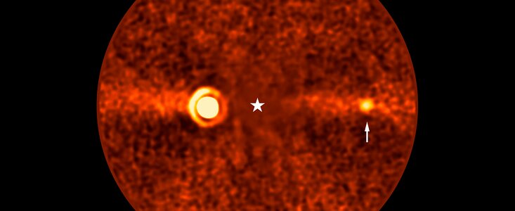 Beta Pictoris d, il pianeta ritrovato negli archivi