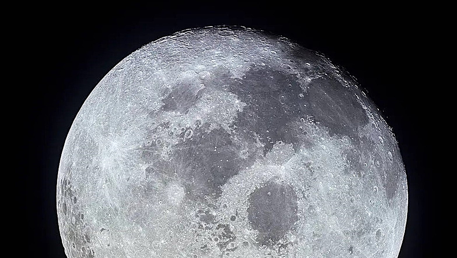 Un ‘visitatore invadente’ per la Luna